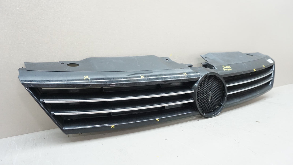 2011-2014 VOLKSWAGEN JETTA FRONT UPPER RADIATOR GRILLE GRILL OEM 5C6853653