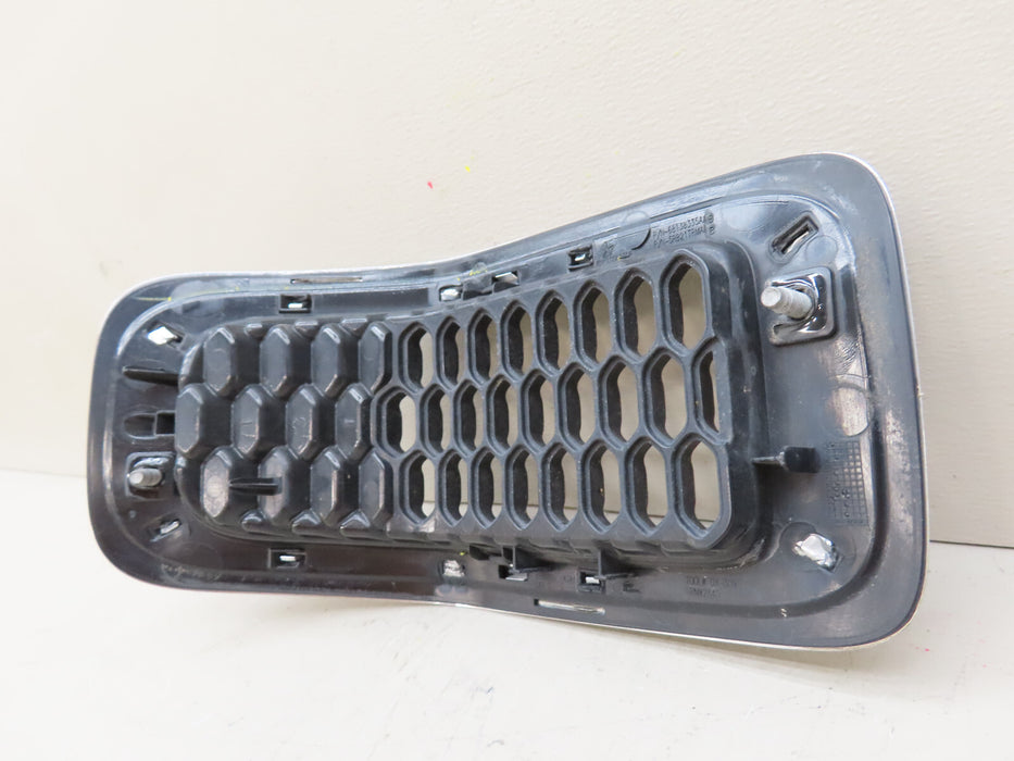 2014-2018 JEEP CHEROKEE FRONT RADIATOR GRILL GRILLE INSERT #3 OEM