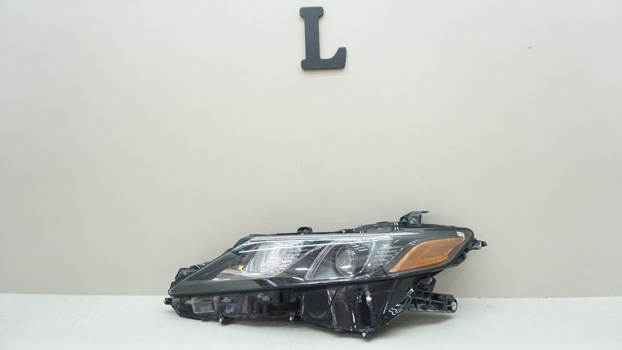 2018-2022 TOYOTA CAMRY FRONT LH LEFT DRIVER SIDE HEADLIGHT OEM