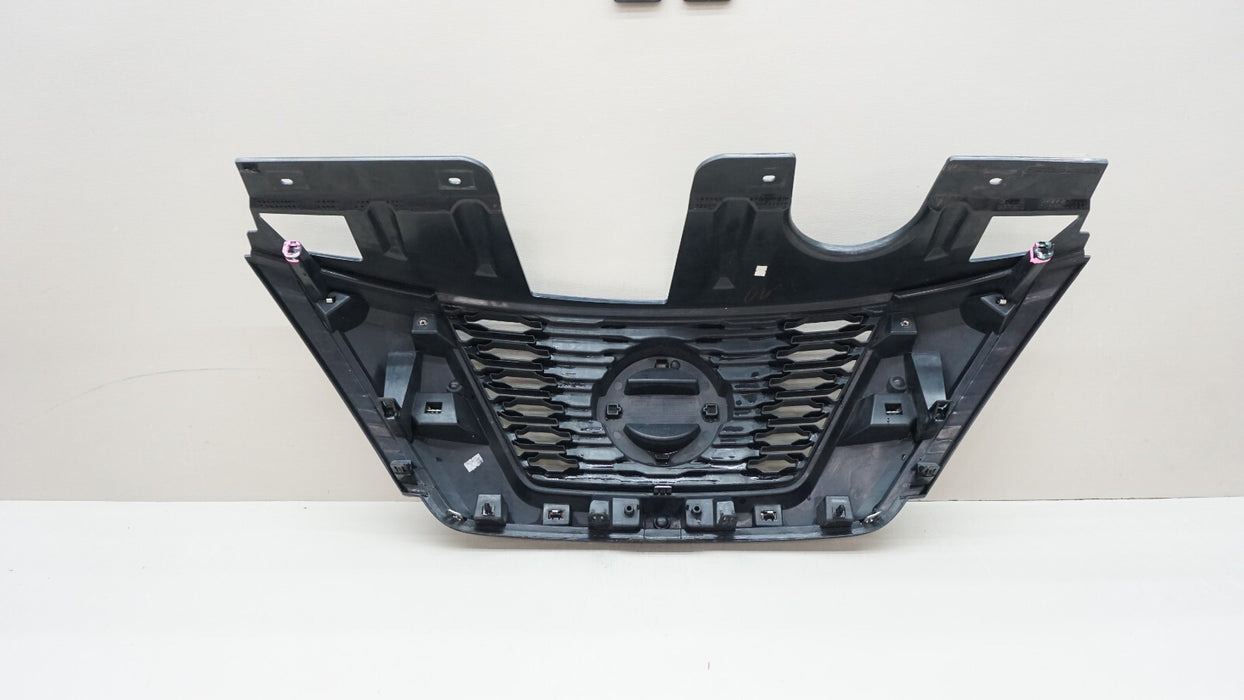 2017-2020 NISSAN ROGUE FRONT BUMPER UPPER CENTER GRILLE 62310 5HK0A OEM