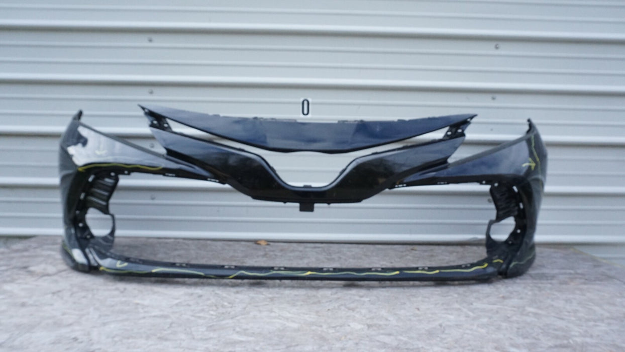 2018 - 2019 TOYOTA CAMRY FRONT BUMPER COVER PANEL PLASTIC 52119-06D90 18 19 OEM