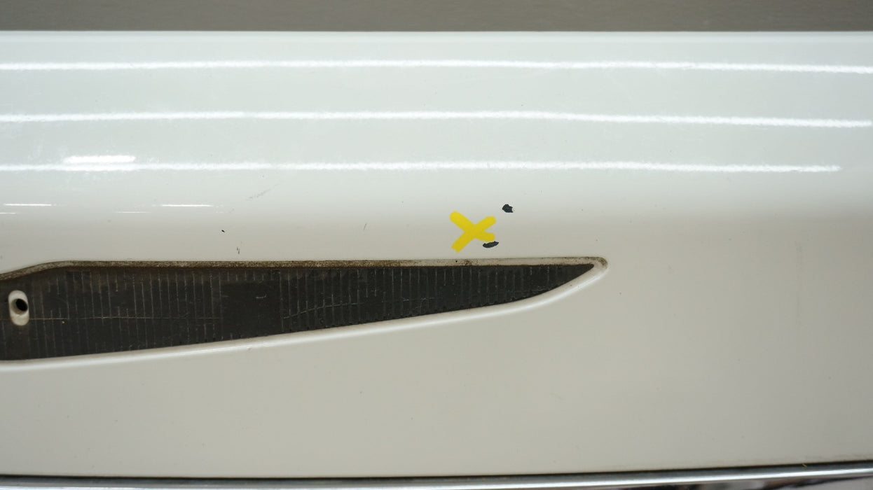 2011-2016 CHRYSLER TOWN & COUNTRY REAR LIFT GATE MOLDING W / CAMERA OEM