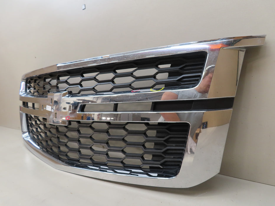 2015-2020 CHEVROLET TAHOE-SUBURBAN FRONT RADIATOR GRILLE GRILL OEM 23440914