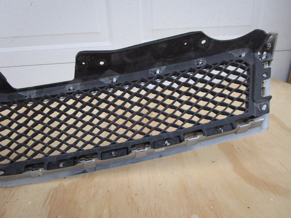 09 10 11 12 CHEVROLET TRAVERSE FRONT UPPER GRILLE GRILL OEM