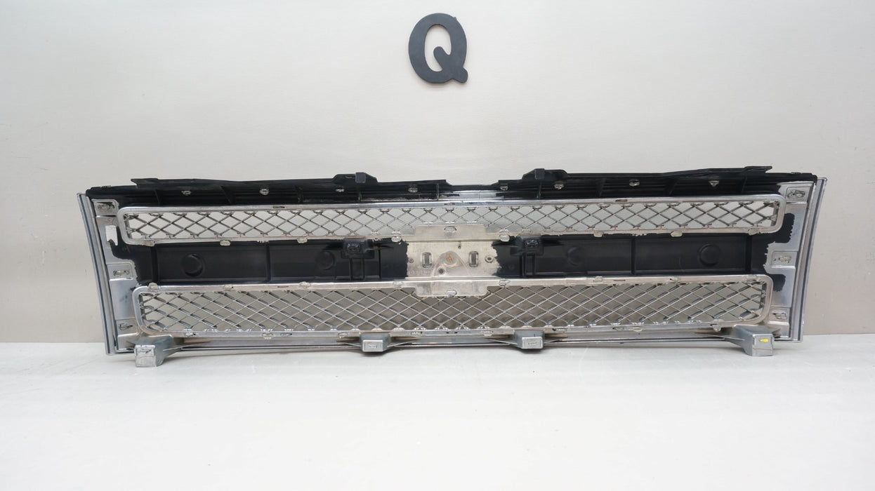 2007-2013 CHEVROLET SILVERADO 1500 FRONT BUMPER RADIATOR GRILLE OEM 15131717