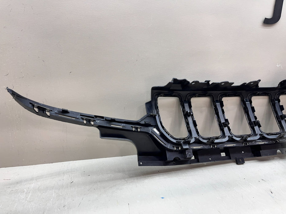 2021-2023 JEEP GRAND CHEROKEE L FRONT RADIATOR GRILLE OEM 6VV20TRMAE