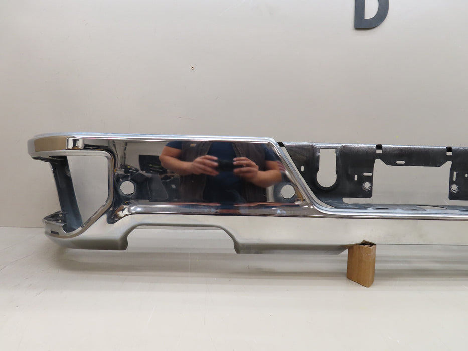 2019-2023 CHEVROLET-GMC SLIVERADO/SIERRA REAR BUMPER COVER OEM