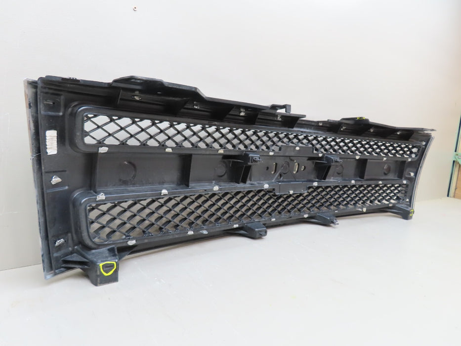 2007-2011 CHEVROLET SILVERADO 1500 FRONT BUMPER GRILLE GRILL OEM 19303978