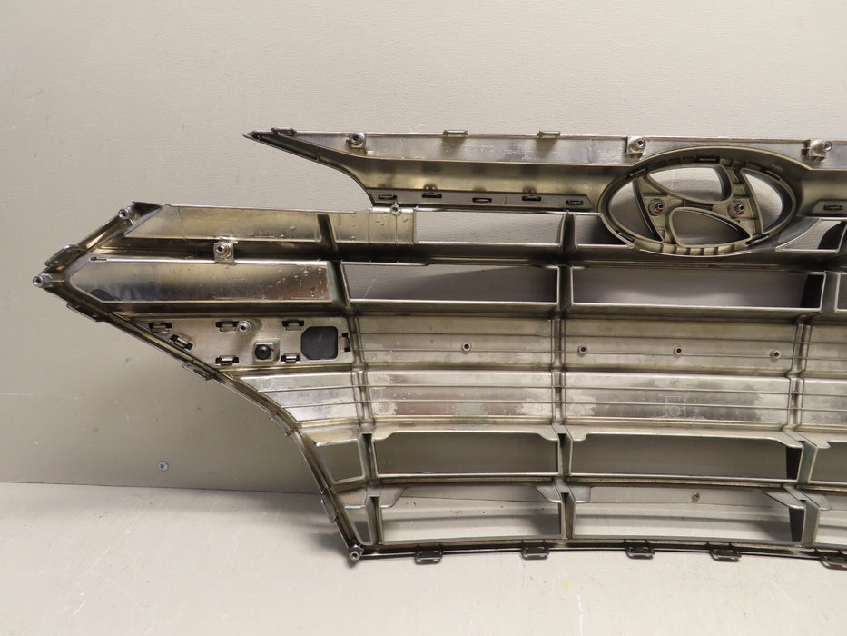 2019-2020 HYUNDAI ELANTRA FRONT BUMPER GRILLE GRILL W/ EMBLEM OEM 86352-F2BA0