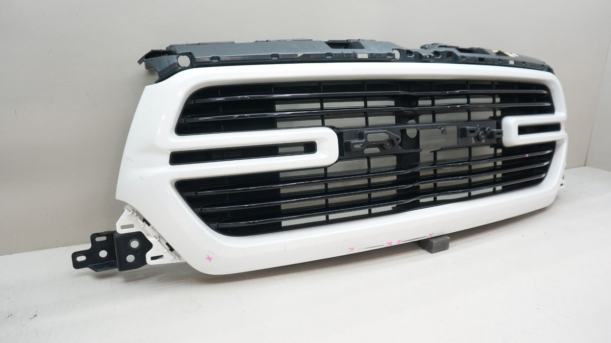 2019-2023 DODGE RAM 1500 FRONT BUMPER RADIATOR GRILLE OEM 68366528AH