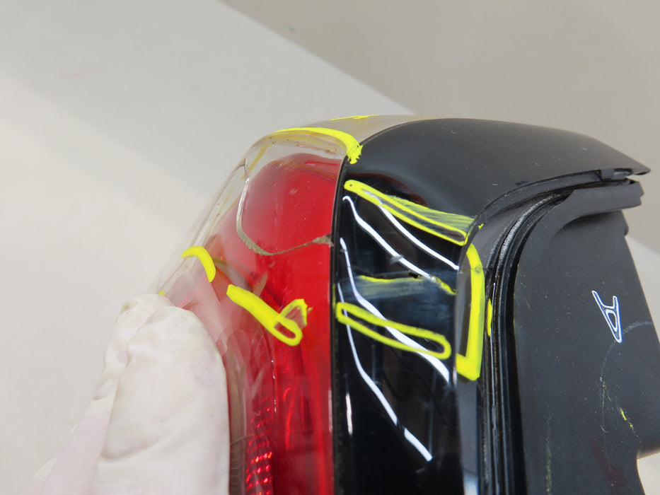 2022-2024 TOYOTA TUNDRA REAR RIGHT PASSENGER SIDE TAIL LIGHT LED OEM PARTS ONLY