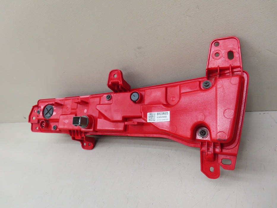 2024-2025 HYUNDAI SANTA FE REAR LEFT DRIVER SIDE LOWER INNER TAIL LIGHT OEM