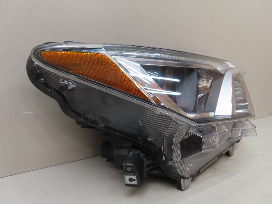 2016 2017 2018 TOYOTA RAV4 FRONT RIGHT PASSENGER HEADLIGHT HALOGEN OEM