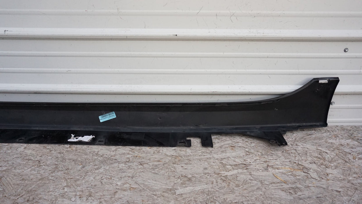 2020-2022 BMW M235I  F44 RIGHT PASSENGERS SIDE SKIRT ROCKER PANEL OEM 20 21 22