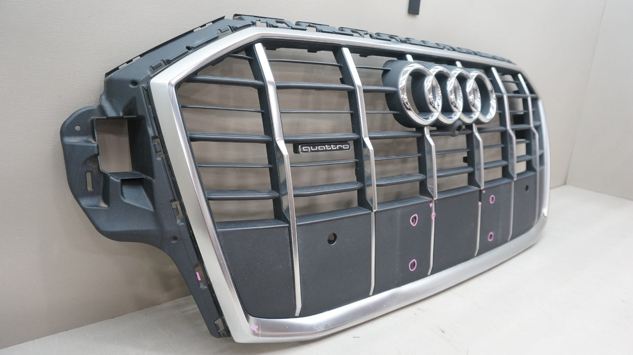 2020-2022 AUDI Q7 FRONT GRILLE OEM 4M0-853-651-AJ
