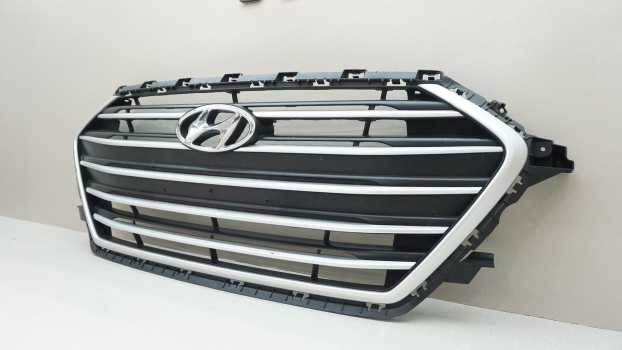 2017-2018 HYUNDAI ELANTRA FRONT UPPER RADIATOR GRILLE GRILL 86350-F3000 OEM