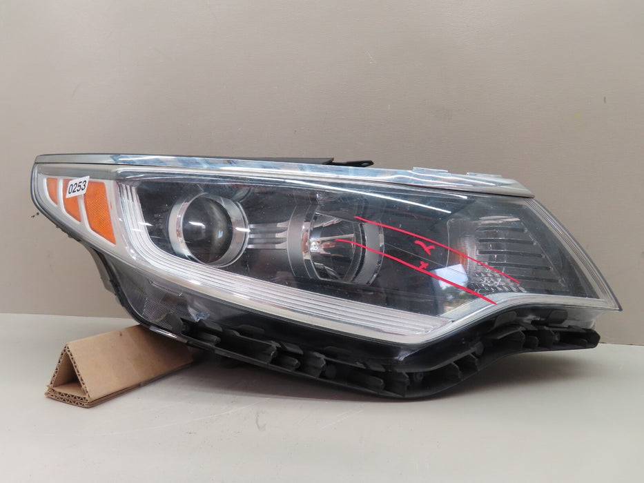 2016-2018 KIA OPTIMA LX FRONT RIGHT SIDE HEADLIGHT LAMP HALOGEN OEM 92102-D50