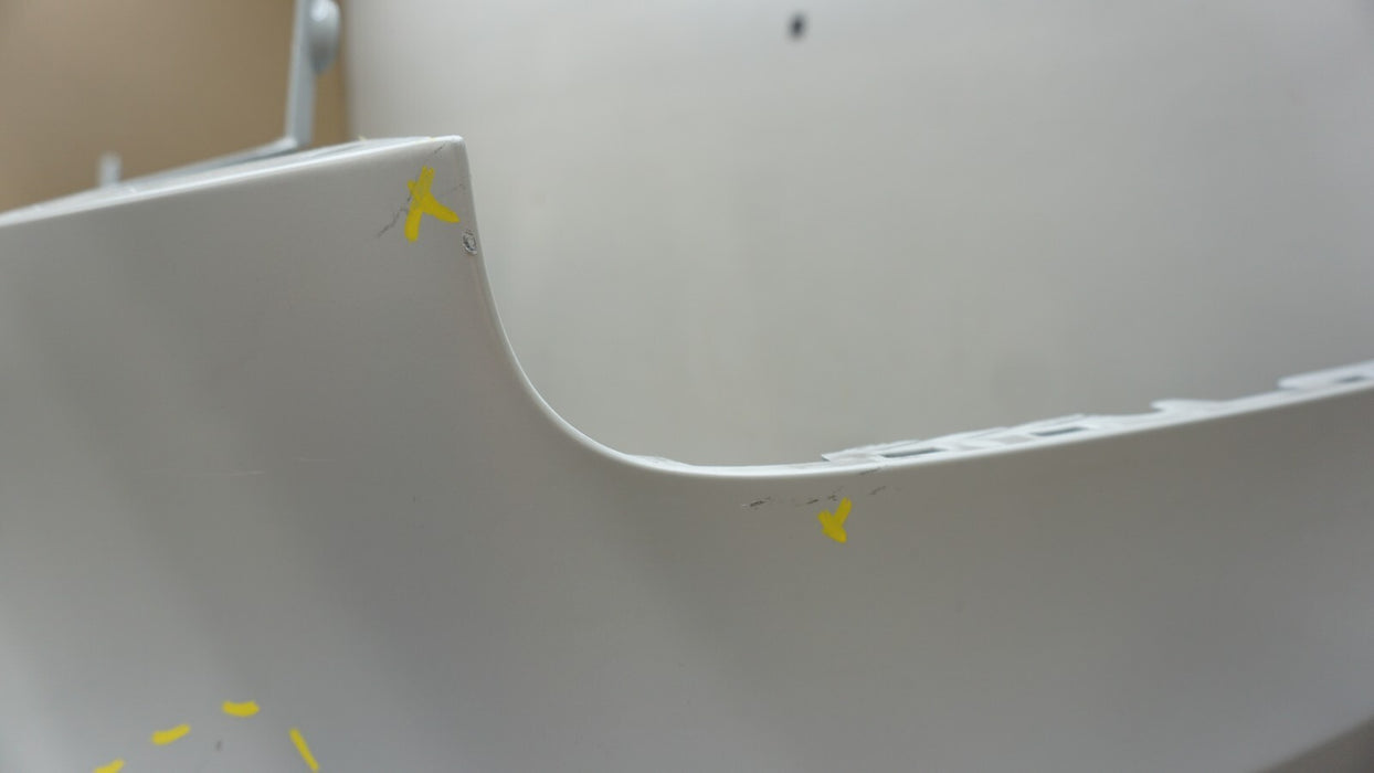 2017-2020 BENTLEY BENTAYGA REAR BUMPER COVER OEM 36A807301 17 18 19 20