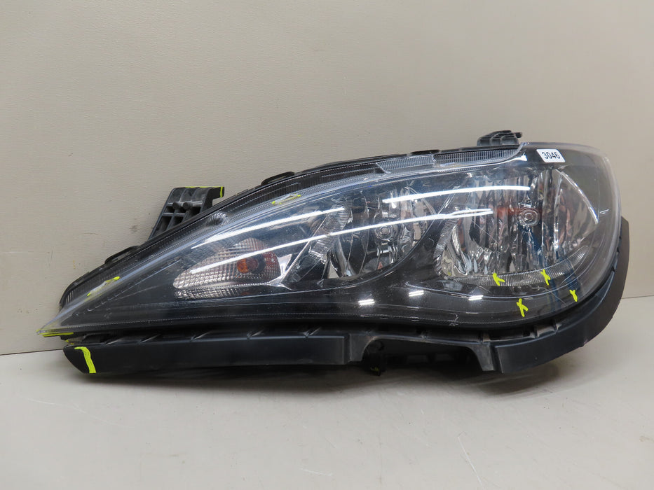 2017-2025 CHRYSLER PACIFICA FRONT LEFT DRIVER SIDE HEADLIGHT HALOGEN OEM