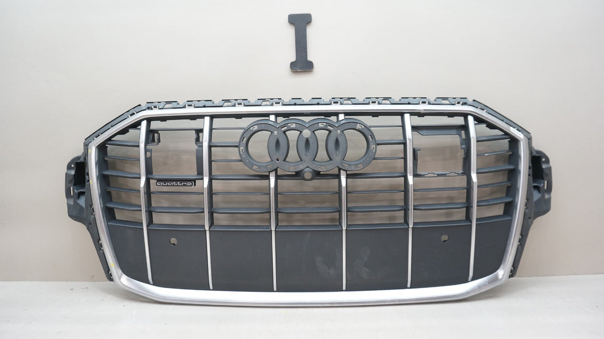 2017-2019 AUDI Q7 QUATTRO FRONT BUMPER RADIATOR GRILLE OEM  4M0853651