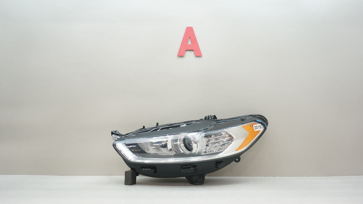 2013-2016 FORD FUSION FRONT LEFT DRIVER SIDE HALOGEN HEADLIGHT OEM DS73-13W030-C