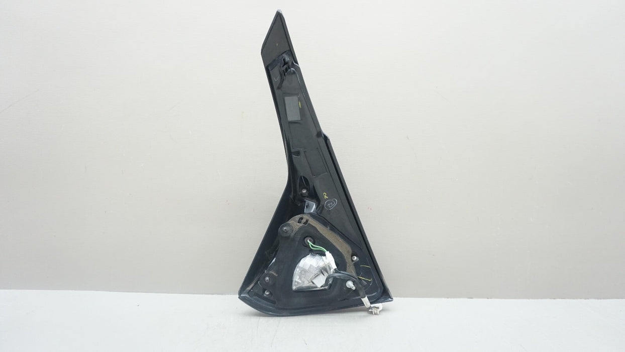 2015-2018 NISSAN MURANO REAR RH RIGHT PASSENGER SIDE TAIL LIGHT OEM