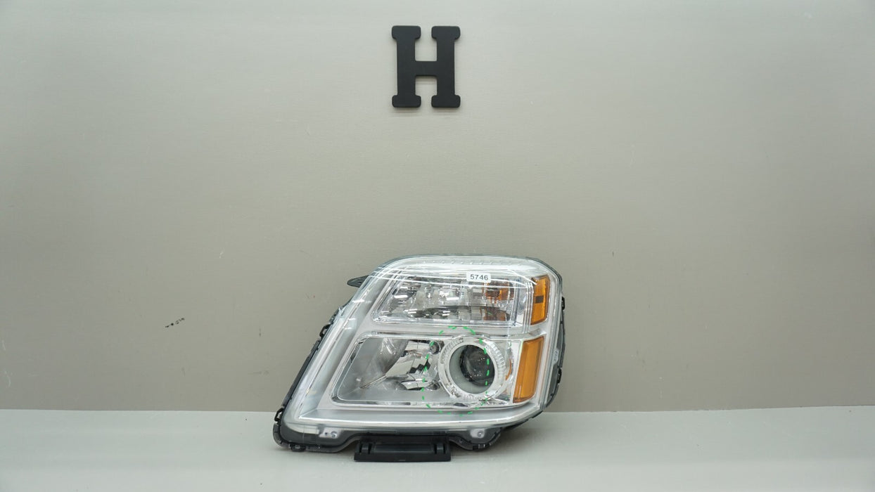 2010-2015 GMC TERRAIN FRONT LEFT DRIVER SIDE HALOGEN HEADLIGHT OEM