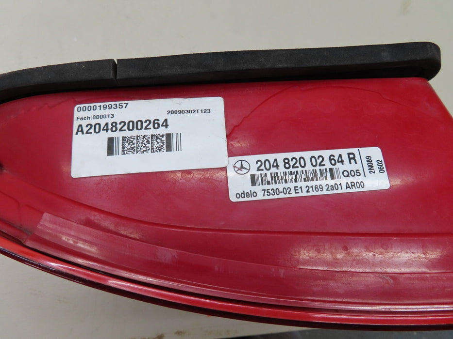 2008-2010 MERCEDES BENZ C300 W204 REAR RIGHT PASSENGER SIDE TAIL LIGHT OEM