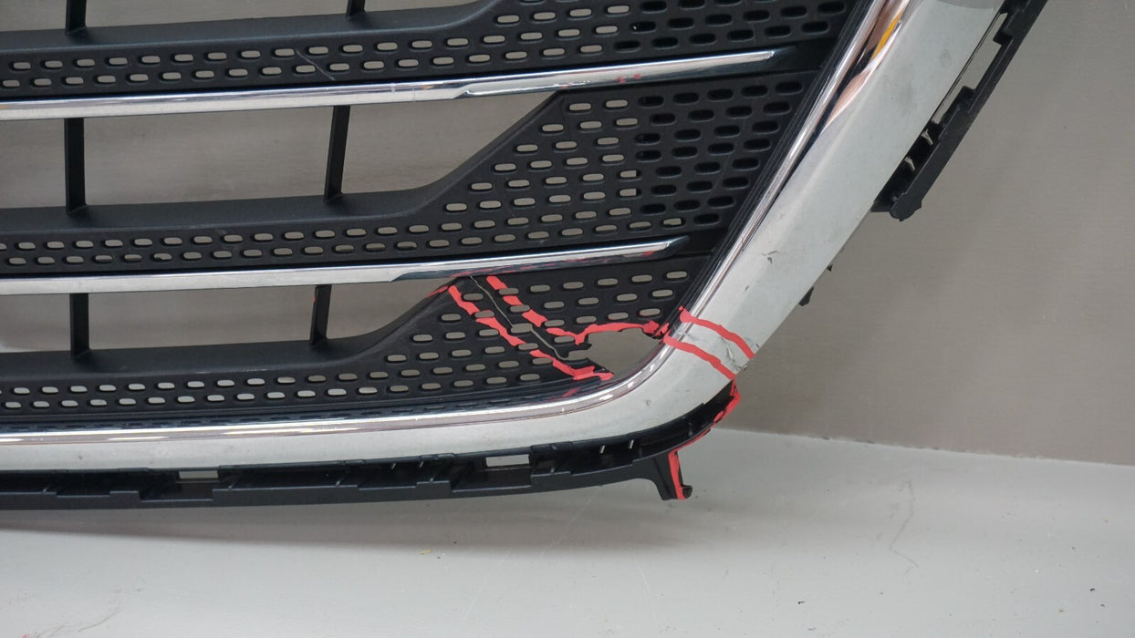 2018-2020 CHEVROLET TRAVERSE FRONT BUMPER CENTER GRILL GRILLE OEM 23376131