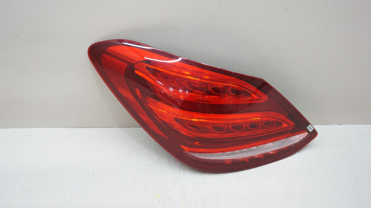 *MINT* 2015-2018 MERCEDES-BENZ C300 C43 REAR LEFT DRIVER SIDE LED TAIL LIGHT OEM