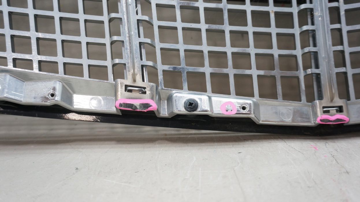 2012-2014 CADILLAC ESCALADE ESV FRONT BUMPER RADIATOR GRILLE OEM