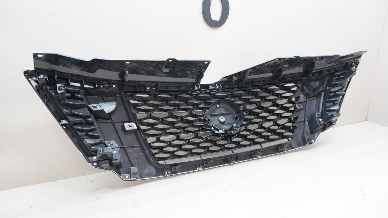 2017-2020 NISSAN ARMADA FRONT UPPER RADIATOR GRILLE GRILL 62310 5ZW0A OEM