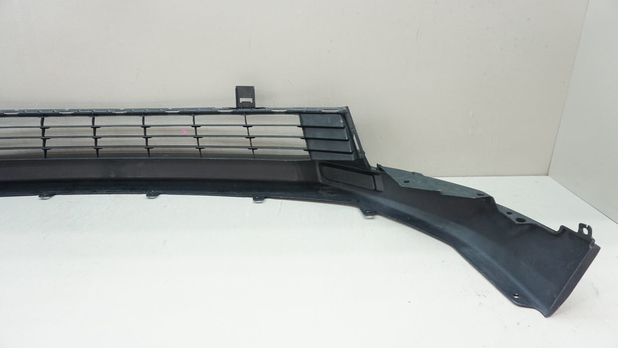 2017-2019 TOYOTA HIGHLANDER FRONT LOWER BUMPER COVER VALANCE OEM 52129-0E030