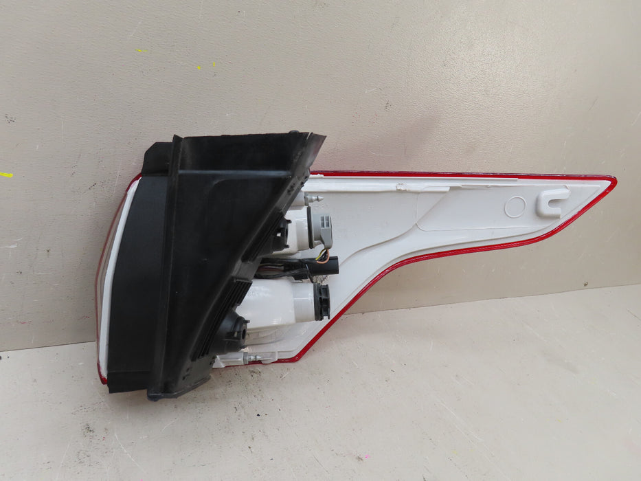 2013-2016 FORD ESCAPE REAR LEF DRIVER SIDE TAIL LIGHT LAMP HALOGEN OEM