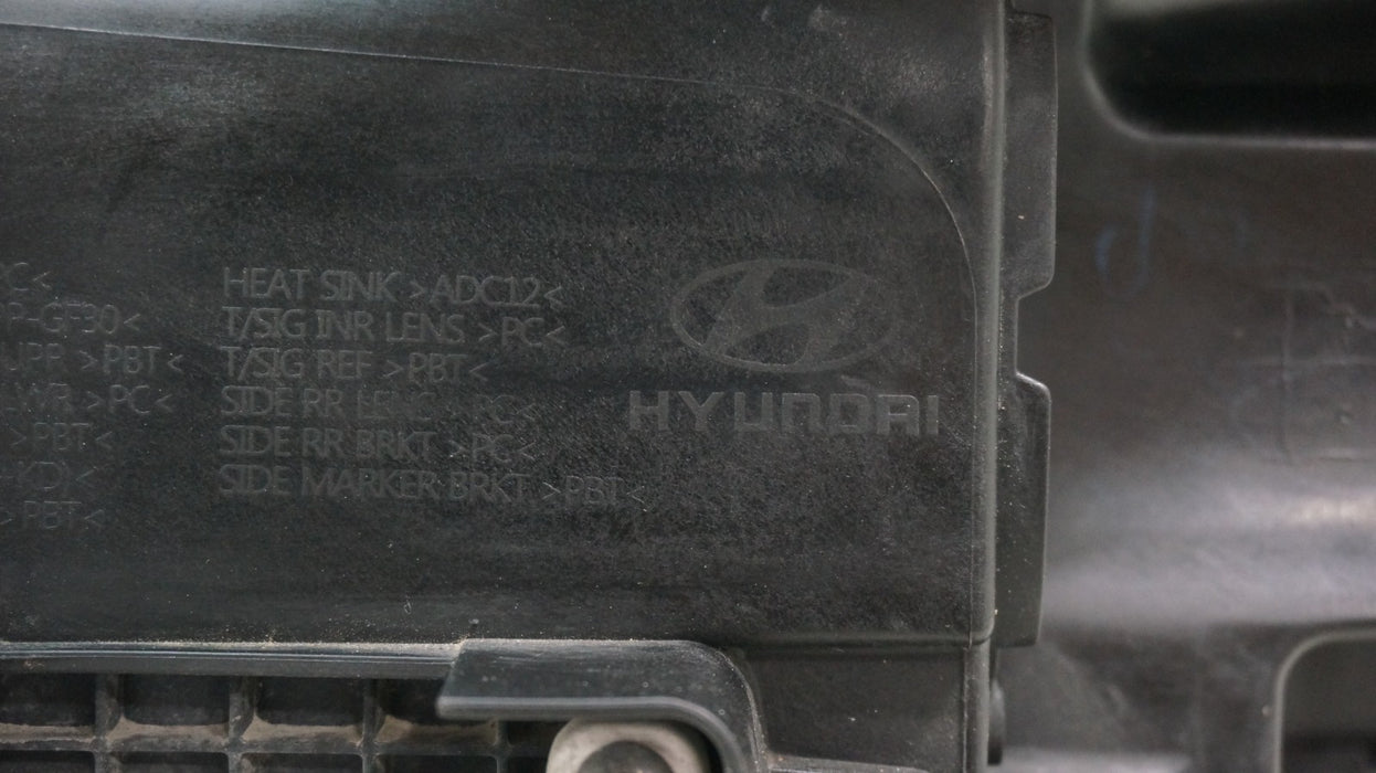 *MINT* 2021-2023 HYUNDAI SANTA FE RIGHT PASSENGER SIDE LED HEADLIGHT OEM