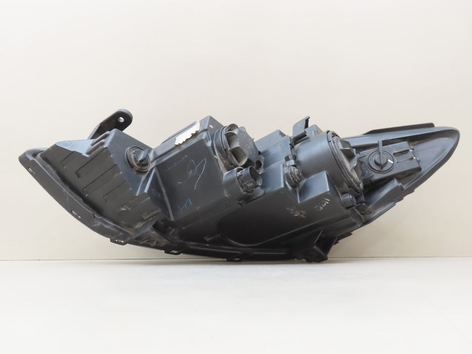 2017-2018 HYUNDAI ELANTRA RIGHT PASSENGER SIDE HEADLIGHT HALOGEN OEM 9356