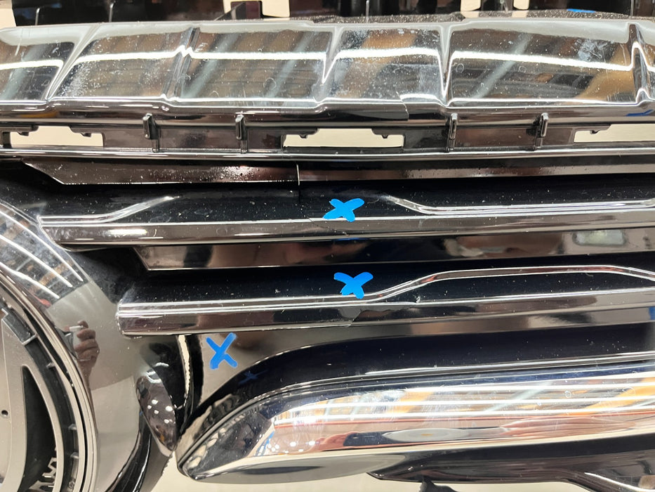 2020-2022 BUICK ENCORE GX UPPER FRONT GRILLE GRILL 42737483 OEM