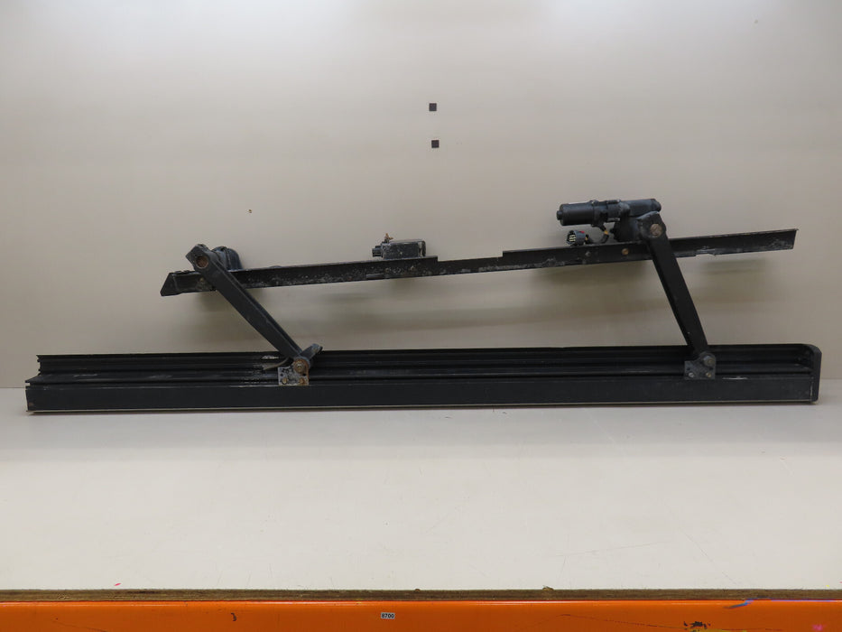 2020-2023 CHEVROLET/GMC SILVERADO SIERRA 1500 RIGHT POWER RUNNING BOARD OEM