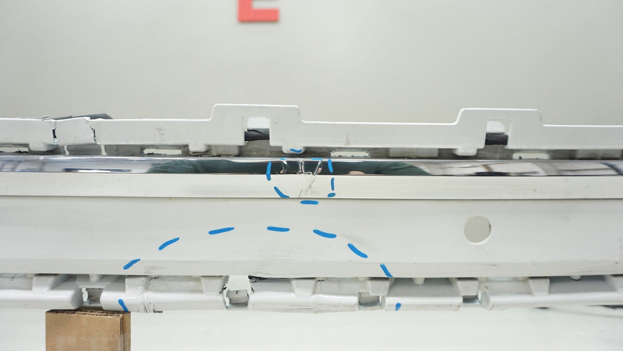 2018-2020 VOLKSWAGEN ATLAS REAR LOWER BUMPER VALANCE PANEL OEM 3CN807521D