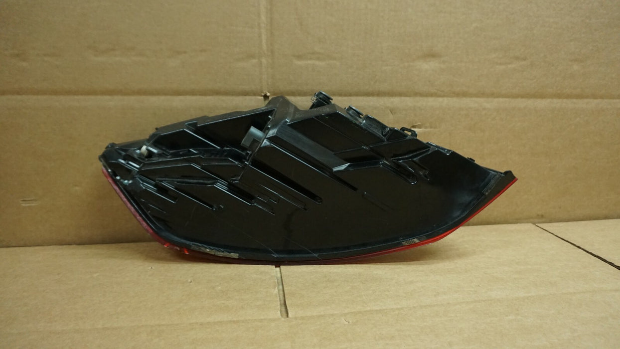 2016-2018 AUDI TT REAR RIGHT PASSENGER SIDE TAIL LIGHT BRAKE LAMP LED OEM