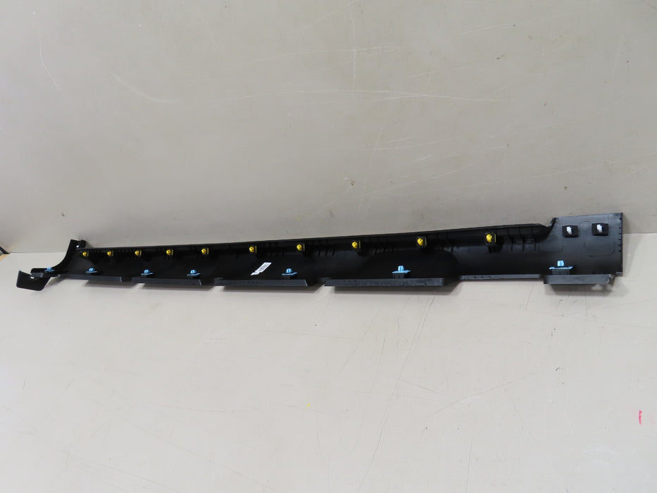 2020-2021 HYUNDAI VENUE LEFT ROCKER SKIRT MOLDING COVER PANEL OEM 87751-K2000
