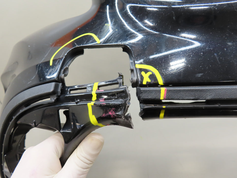2015-2017 MERCEDES-BENZ GLA250 FRONT BUMPER COVER OEM