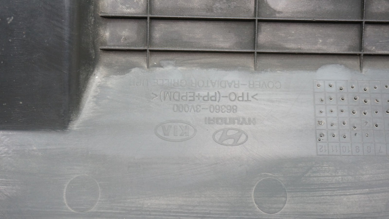 2015-2016 HYUNDAI AZERA FRONT BUMPER RADIATOR GRILLE OEM 86360-3V000