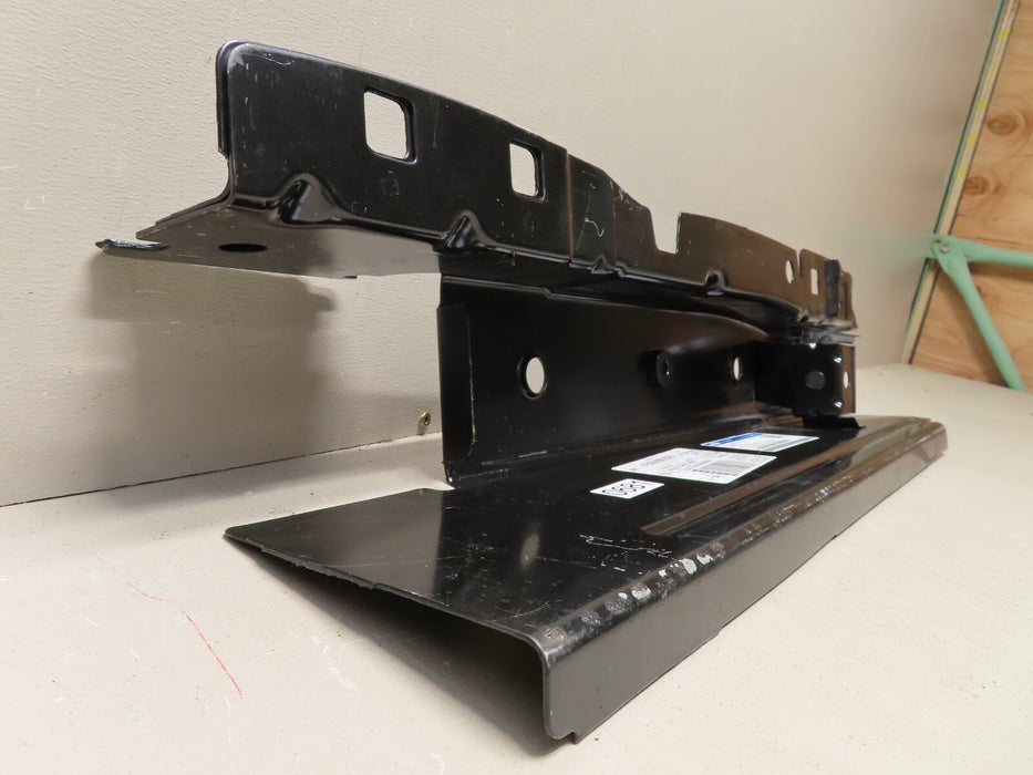 FORD F150 REAR RIGHT BED Genuine Ford Corner Pillar FL3Z-9941032-A OEM
