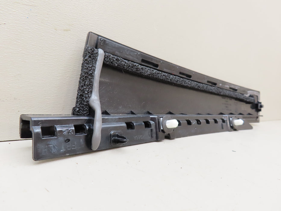 2020-2023 FORD EXPLORER FRONT LEFT DRIVER SIDE B PILLAR DOOR MOULDING OEM