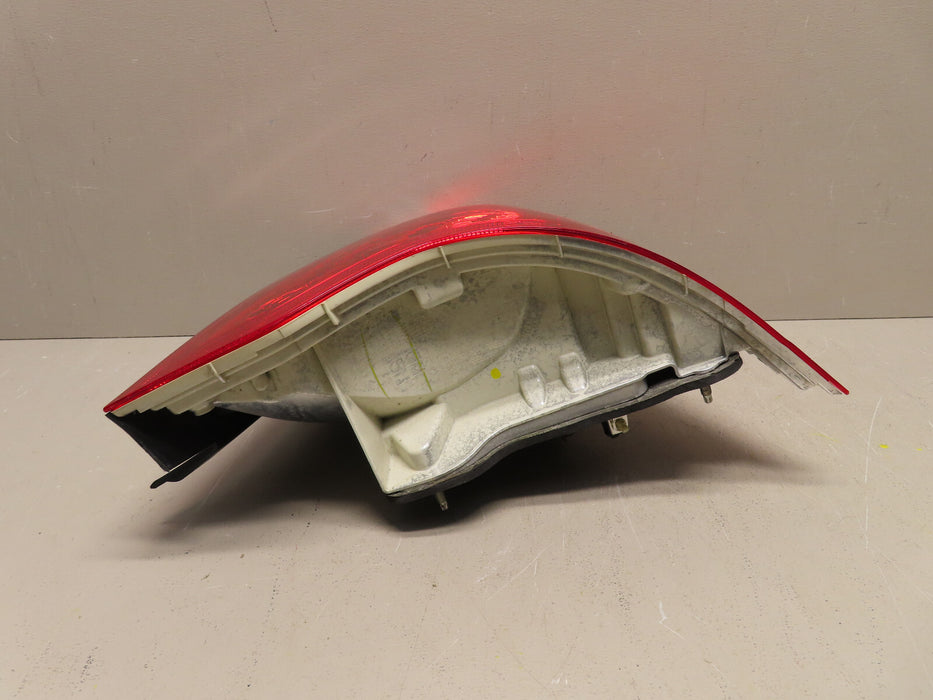 2010 2011 2012 FORD FUSION RIGHT PASSENGER SIDE TAIL LIGHT LAMP OEM