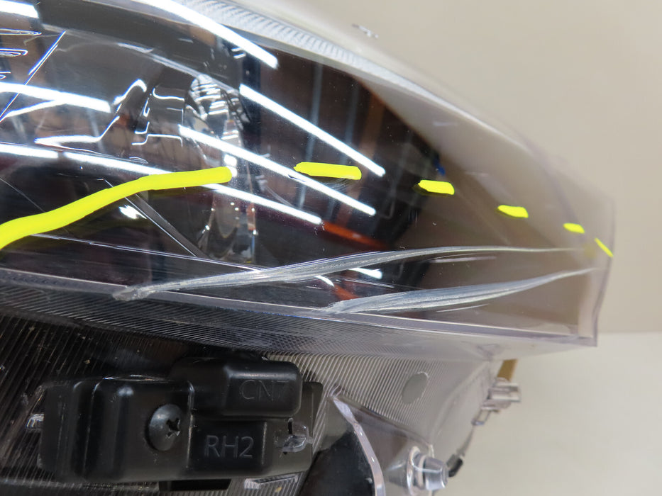 2021-2022 HYUNDAI ELANTRA RIGHT PASSENGERS HEADLIGHT OEM