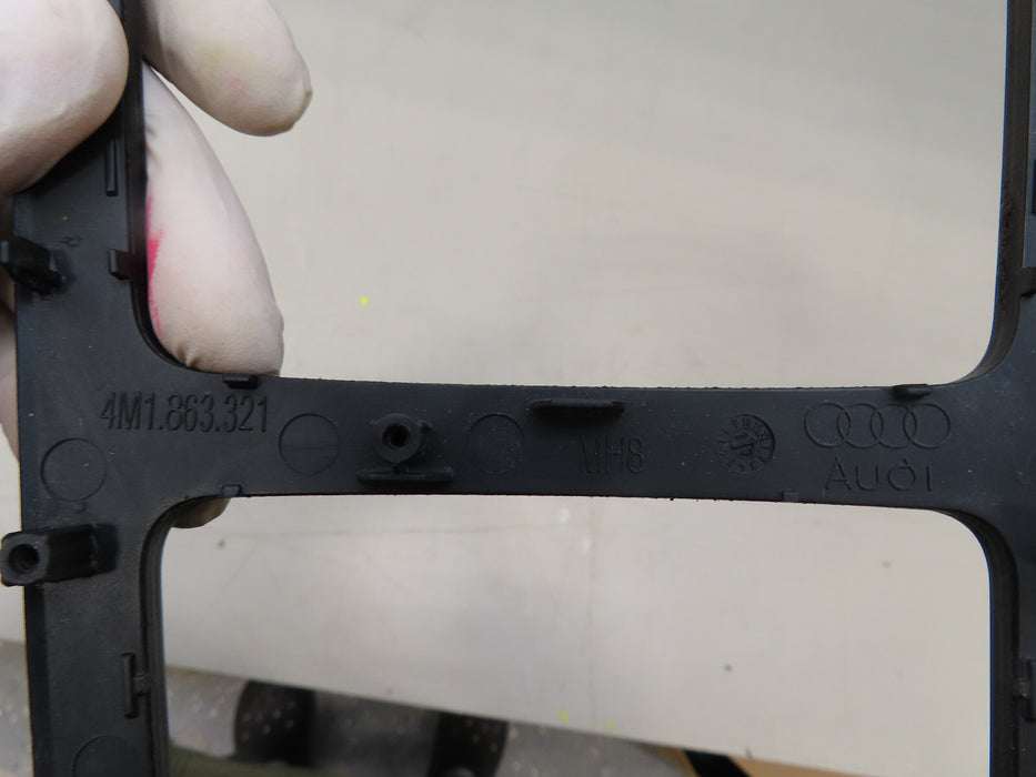 2017 2018 2019 AUDI Q7 COVER FRAME TRIM BEZEL OEM 4M1.863.321