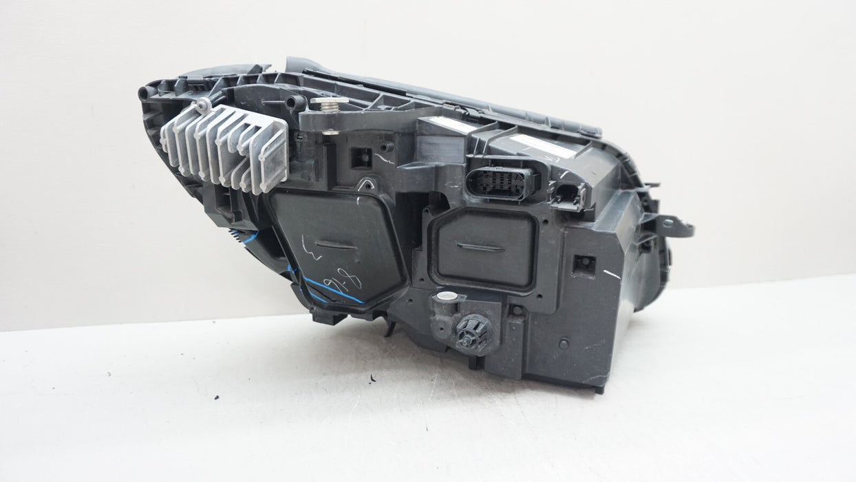 2015-2018 MERCEDES-BENZ C CLASS C300 FRONT LEFT DRIVER SIDE HEADLIGHT OEM