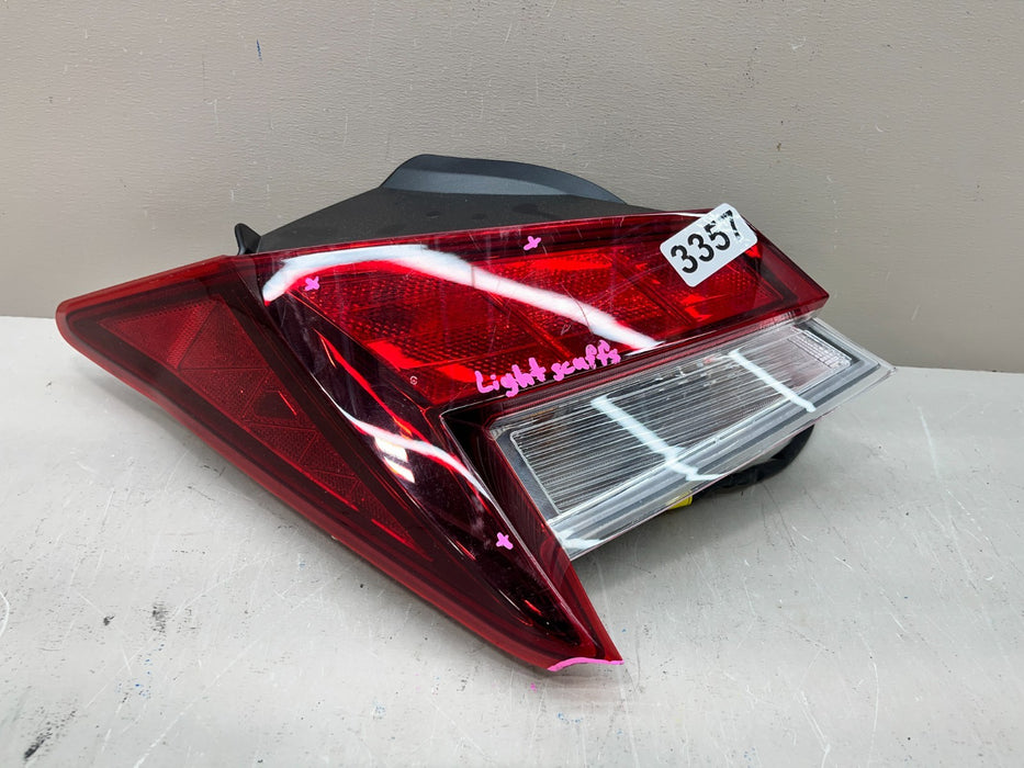 2021-2026 HYUNDAI ELANTRA LH LEFT OUTER TAIL LIGHT OEM 92401-AA020